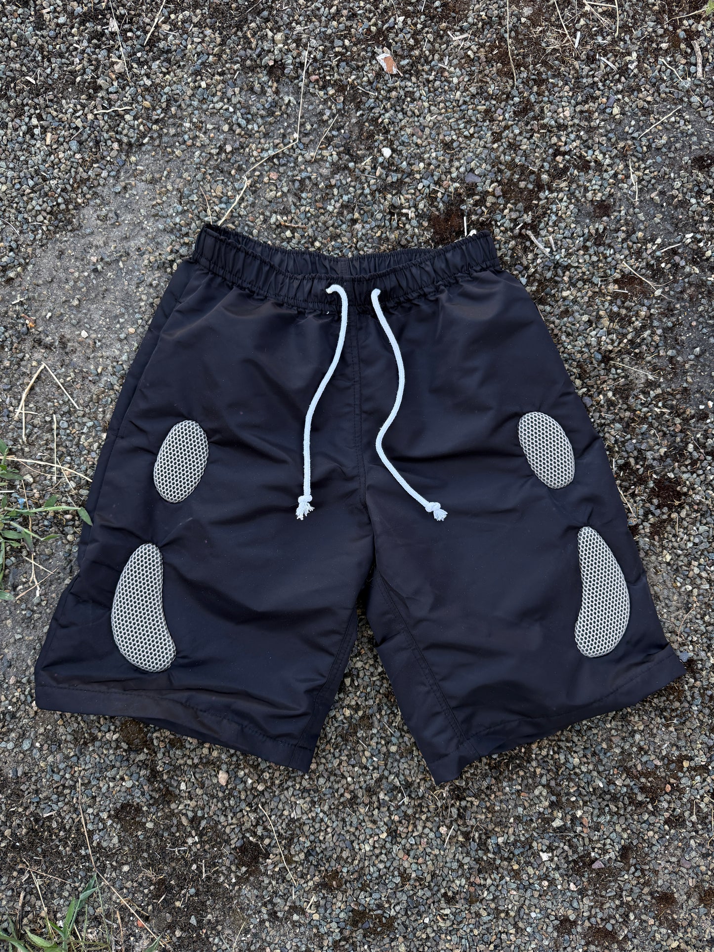 SHORT EN NYLON (NOIR)