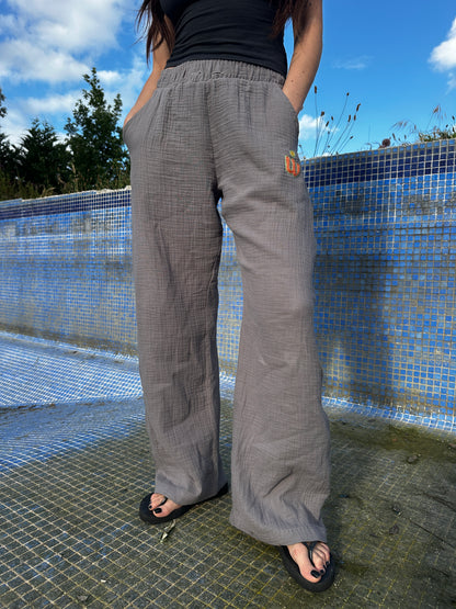 SUMMER GAZE PANTS (GRIS)