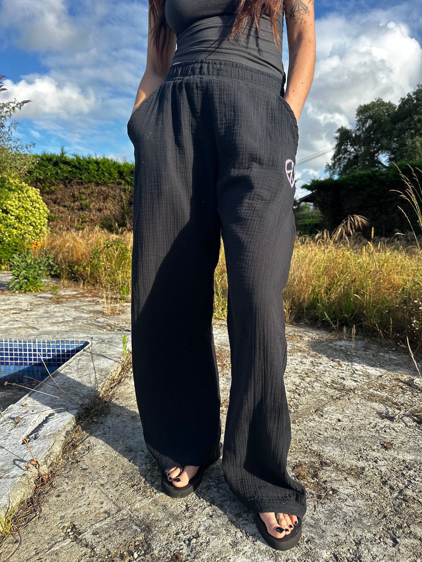 SUMMER GAZE PANTS (NOIR)