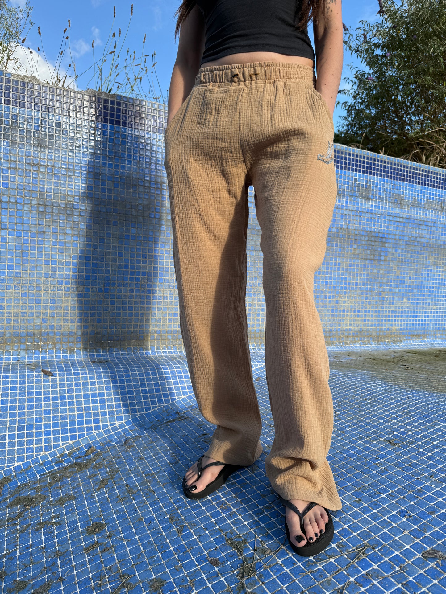 SUMMER GAZE PANTS (BEIGE)
